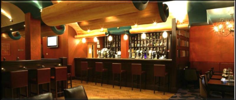 【JDB电子试玩网页版】晾衣杆这样装,阳台搭配漂亮!(图3) JDB电子试玩网页版