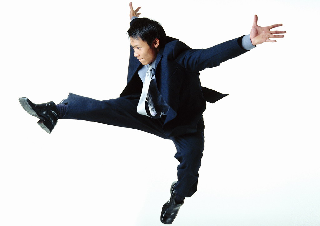 JDB电子_汉堡VS拜仁前瞻:罗本首战回归 汉堡恐失大将(图2) JDB电子