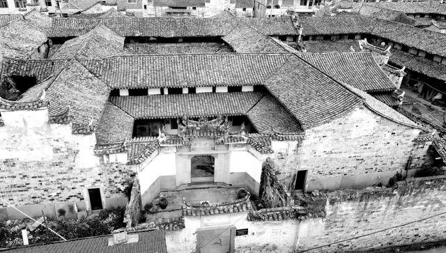 JDB电子游戏官网：自发热瓷砖究竟是什么